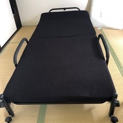 折りたたみベッド