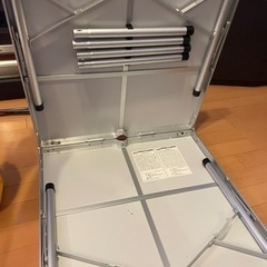 コールマン　アウトドア　折りたたみテーブルの画像