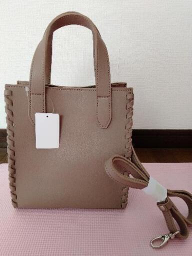 新品　ショルダーバック