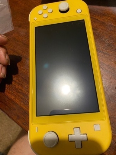 スイッチライト美品（取り引き中）