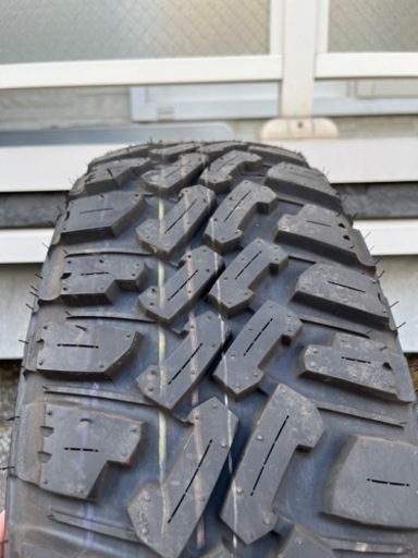【ほぼ新品2本、訳あり２本】MUDSTAR RADIAL MT 205/60/r16 ４本セット