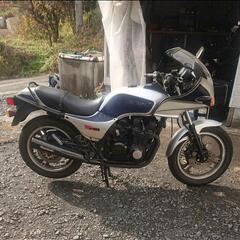 カワサキ GPZ750の画像