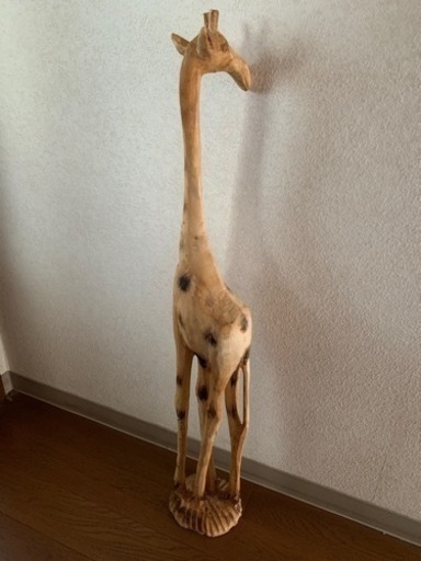 木彫りのキリン