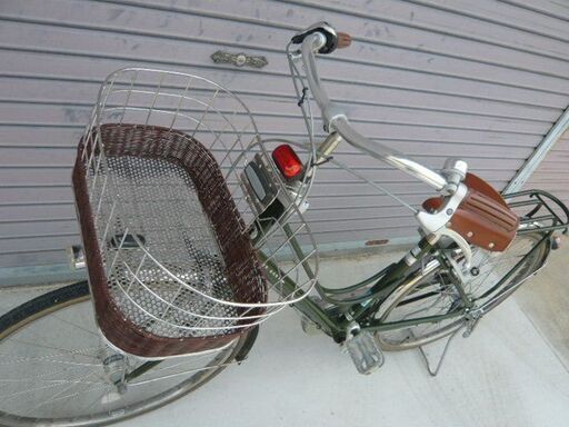 ブリジストンの通学自転車　カジュナ　26インチ　ベルト　E.Xダークオリーブ／デラックスモデル