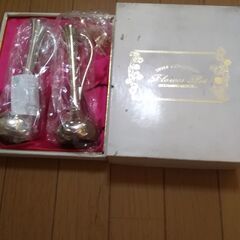 金、銀メッキ　一輪挿し花瓶2本セット　実家整理品　年代物　入手困難　未使用　長期保管品　美品の画像