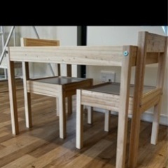 IKEAキッズテーブルチェアーセット