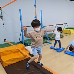 ボルダリングやスラックラインでスポーツに活かせる体の使い方を学ぼう♪の画像