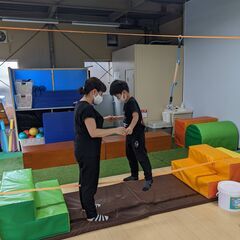 親子で運動を楽しみながら学ぶ【親子クラス】の画像