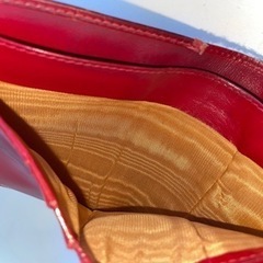 GUCCI 二つ折り財布　リサイクルショップ宮崎屋　住吉店　25.8.12の画像
