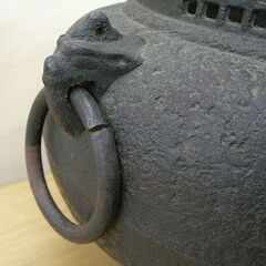 骨董 茶道具 風炉 鐶付 鬼面風炉 仕付鐶 乳足 切合 台子風炉 鉄製 アンティーク レトロ 札幌 手稲の画像