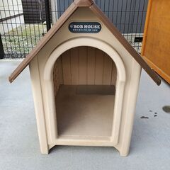 犬小屋　プラスチック製　中古　アイリスオーヤマ