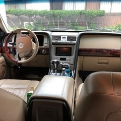 リンカーンナビゲーター後期の画像