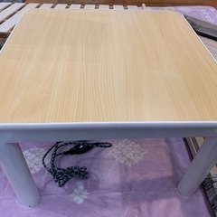 【引取り待ちです】天板リバーシブル　こたつ机の画像