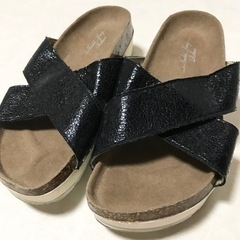 ほぼ新品サンダル　黒　Lサイズ ヌーベルヴォーグ　ブラック 