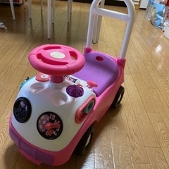 ミニーちゃん乗り物