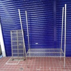 【お買い上げありがとうございました】部品不足　メタルラック　棚３...