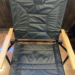 アッソブ（AS2OV）ローバーチェア　黒　即完売したローチェアの画像