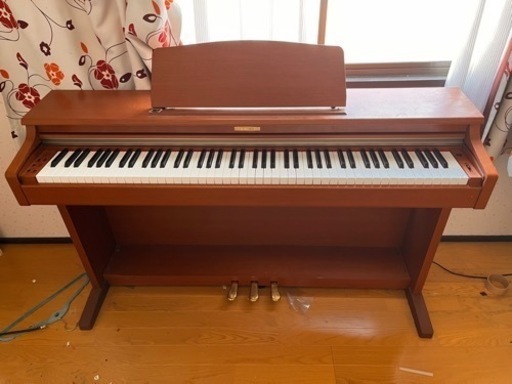 電子ピアノ