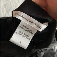 DIANE von FURSTENBERG 黒ワンピースの画像