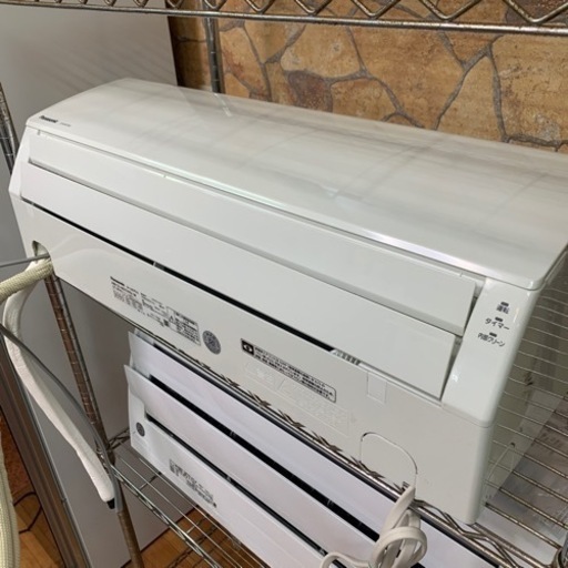 エアコン　4kw（14畳〜17畳）