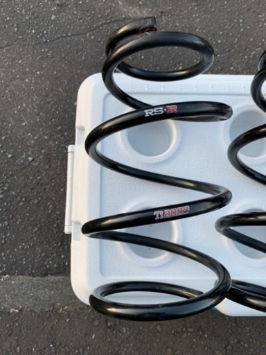 《取付費込み》80系ヴォクシー、ノア、エスクァイア 4WD用RS-R Ti2000ダウンサス