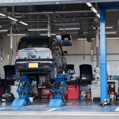 大阪府大阪市住吉区！国産車ディーラーにて整備士のお仕事！