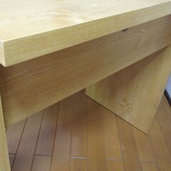 パソコン机の画像