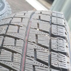 スタッドレスタイヤの画像