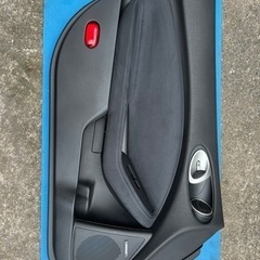 フェアレディZ Z34 ドア内張り左右セットの画像