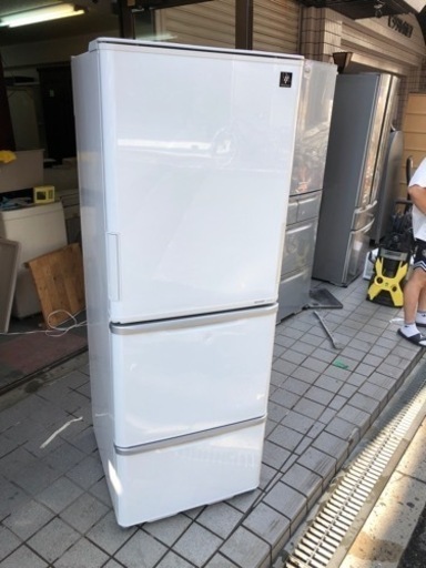 ??新商品入荷??シャープ350L?保証付き??大阪市内配達設置無料??
