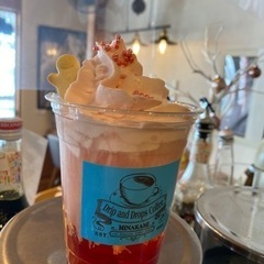 みなかみ町の温泉街入口にあるカフェです　の画像