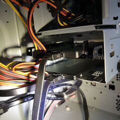 デスクトップPC(Core i7-6700/OS無し/PC3-12800 6GB(8GB×2)/256GB SSD+120GB SSD/microATX/500W 80PLUS GOLD認証 ATX電源)の画像