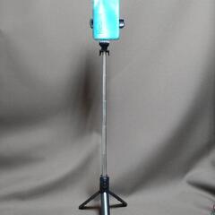 スマホ　ながーく伸びる三脚　自撮り棒　リモコン付き