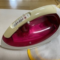 スチームアイロン + アイロン台