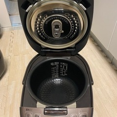★ 日立HITACHI I H ジャ-炊飯器 RG-TG10K 炊飯容量1.0L 動作確認済みの画像