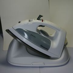 ニトリ　コードレス・スチームアイロンTK-732RCS(NT)　...