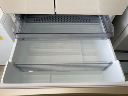 東芝　ベジータ　6ドア冷蔵庫（551L）自動製氷搭載　2019年製　リサイクルショップ宮崎屋住吉店　22.7.28　ｙ