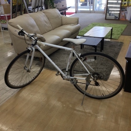 reunionレユニオン liw クロスバイク ホワイト 700C 超美品REUNION LILU[レユニオン リル]700c クロスバイク 8speed/ホワイト