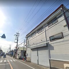 駐車スペースあり🚙シャッター付きレンタルオフィス✨2階の使い方は...