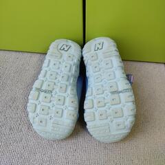 値下げ【１５cm】ウォーターシューズ new balanceの画像