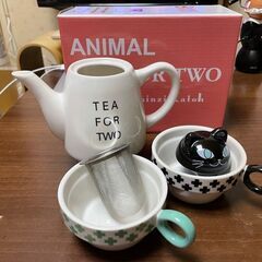 Tea For Two Designed by Shinzi Katoh Iworkpro ティーフォーツーステンレス茶こし付き 猫型ポット＆カップ２セット　箱付き新品同様ですの画像