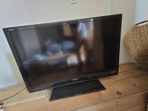 テレビ+firestickTV+DVDプレイヤー+WiFiルーター