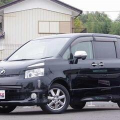 トヨタ  ヴォクシー ZSキラメキ2  カートルズの自社ローンなら審査通るかも！まずはいったん仮審査！の画像