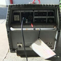     新ダイワ　発電機　EG25M　超低騒音型　キャンプ     災害時用など     25アンペア    2500Wの画像