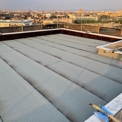 【日給10000〜15000円】　経験者大募集　【防水屋】 月収320000円の画像