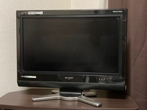 26型液晶テレビ　SHARP AQUOS