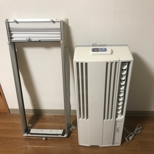 コロナのウィンドエアコン　窓用のエアコンです。