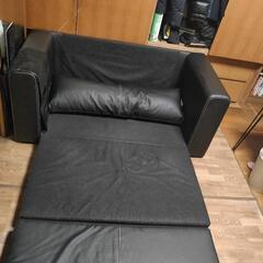 IKEA ASKEBY ソファー+テーブルの画像