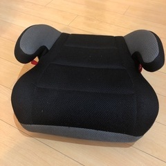 ジュニアシート　2台の画像