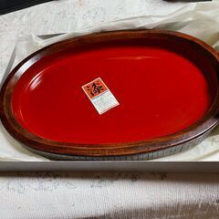しこく彫　香川の漆器　お盆　縦25cm 横36cm　高さ4cm  深さ３cmの画像